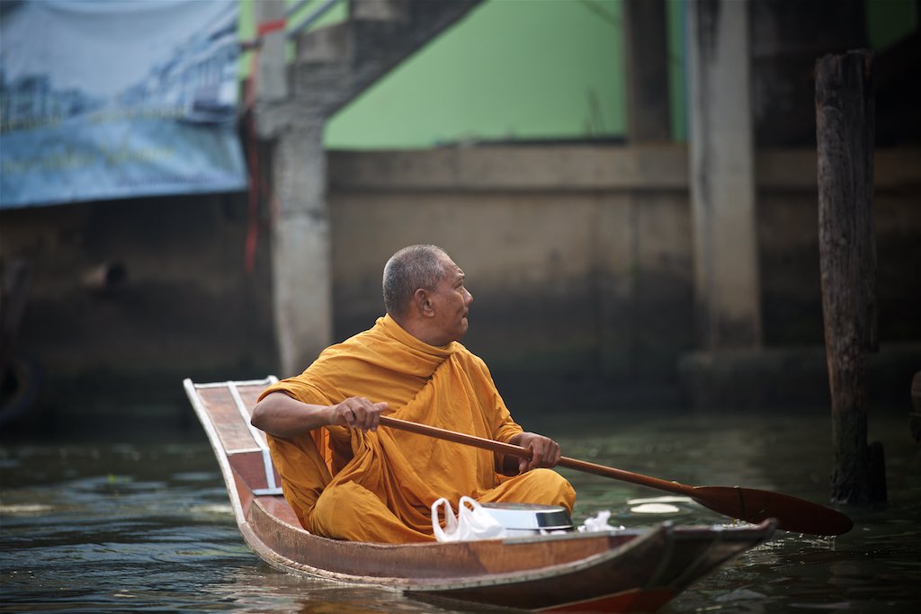 Floating market 6