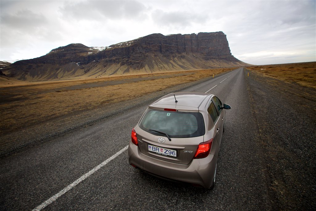 Traversing Icelands Reynisfjara, Skaftafell and Hvannadalshnúkur  1